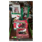Christmas decorations items, 4 door type figures,