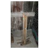 5 garden picks and Maddox tools one has broke