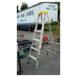 Gorilla aluminum 6ft step ladder nice condition
