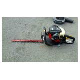 Homelite 26th gas powered hedge clippers with 20"