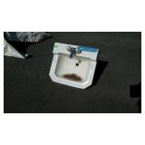 Wall mount porcelain bathroom sink