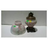 Gone With the Wind style oil lamp, missing shade