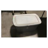 Tote with lid - Sterilite, large