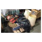 Skid lot of misc household stuff