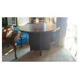 42" round top commercial office room style table