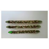 Three graduated olive dishes, 15", 17.5" and