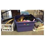 Misc - low profile tote with lid, VHS player, tote