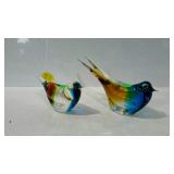 Art glass bird figures, pair of - small one has