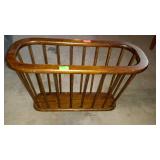 Wood magazine rack