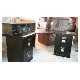 Corner desk - four separate pieces, two 2-drawer
