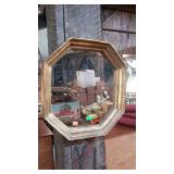 Deep well octagonal mirror with gold painted
