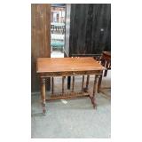 English Library Table writing desk, nice clean
