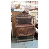 Lovely Server Buffet sideboard, empire in design