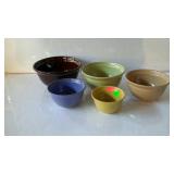 Pottery - 5-pc nested bowl set - 5" to 9"