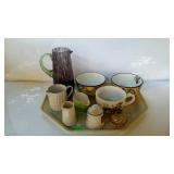 Mixed tray lot, glass and ceramic