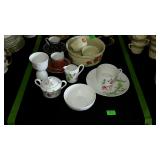 Misc tea cups and saucers group of