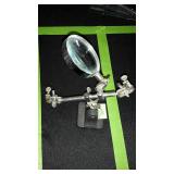 Jeweler or coin collector