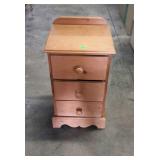 Pine 3 drawer bedside stand, nice knotty pine