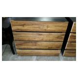 Modern 4 drawer dresser, the drawer fronts look