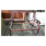 Victorian settee frame, armed seethe with nice