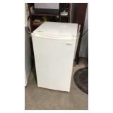 Magic chef mini fridge