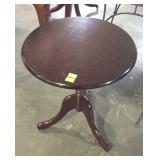 Accent stand trifooted mahogany candle style or