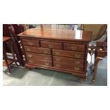 Dresser, 7 drawers 3 top drawers over bank of 4