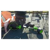 Huffy ride on toy seat is cracked