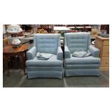 Pair of armchairs, low profile style with button