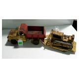 Older metal toys - Tonka dump truck, trailer, and