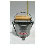 White galvanized wringer bucket, great shape