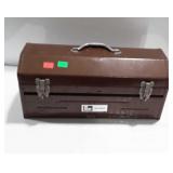 Metal tool box