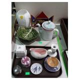 Two trays of two tray lots of glassware, includes