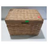 Stonewall Kitchens medium task splint basket with
