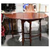 Gate leg, drop leaf table with nice turned legs -