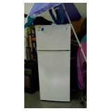 Apartment sized GE refrigerator /freezer. Only