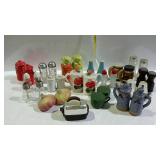 Salt & pepper shakers, box flat, various styles