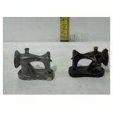 Shakers - metal sewing machine shaped, no stoppers