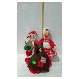 Annalee dolls - Mr & Mrs Santa Claus with toy sack
