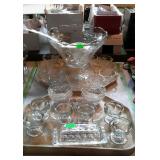 Group lot, includes tray of glassware, and a