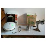 Group lot, includes vegetable cutter and George