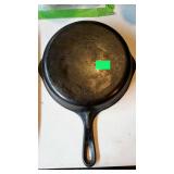 Wagner Ware 8" cast iron skillet.