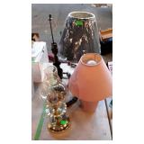 Group lot of lamps, some with shades.