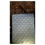 Queen size mattress & box spring, non-matching
