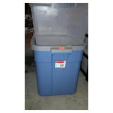 18 gal tote with lid