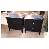 Pair of end tables black shows use wear code ZV