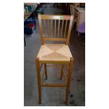 Rush bottom bar stool, measure