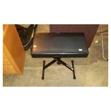 Ultra keyboard bench. Adjustable height.