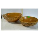 Home decor - nest of two pottery bowls - 11 & 15"