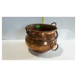 Copper kettle with iron bail handle, 11" diameter